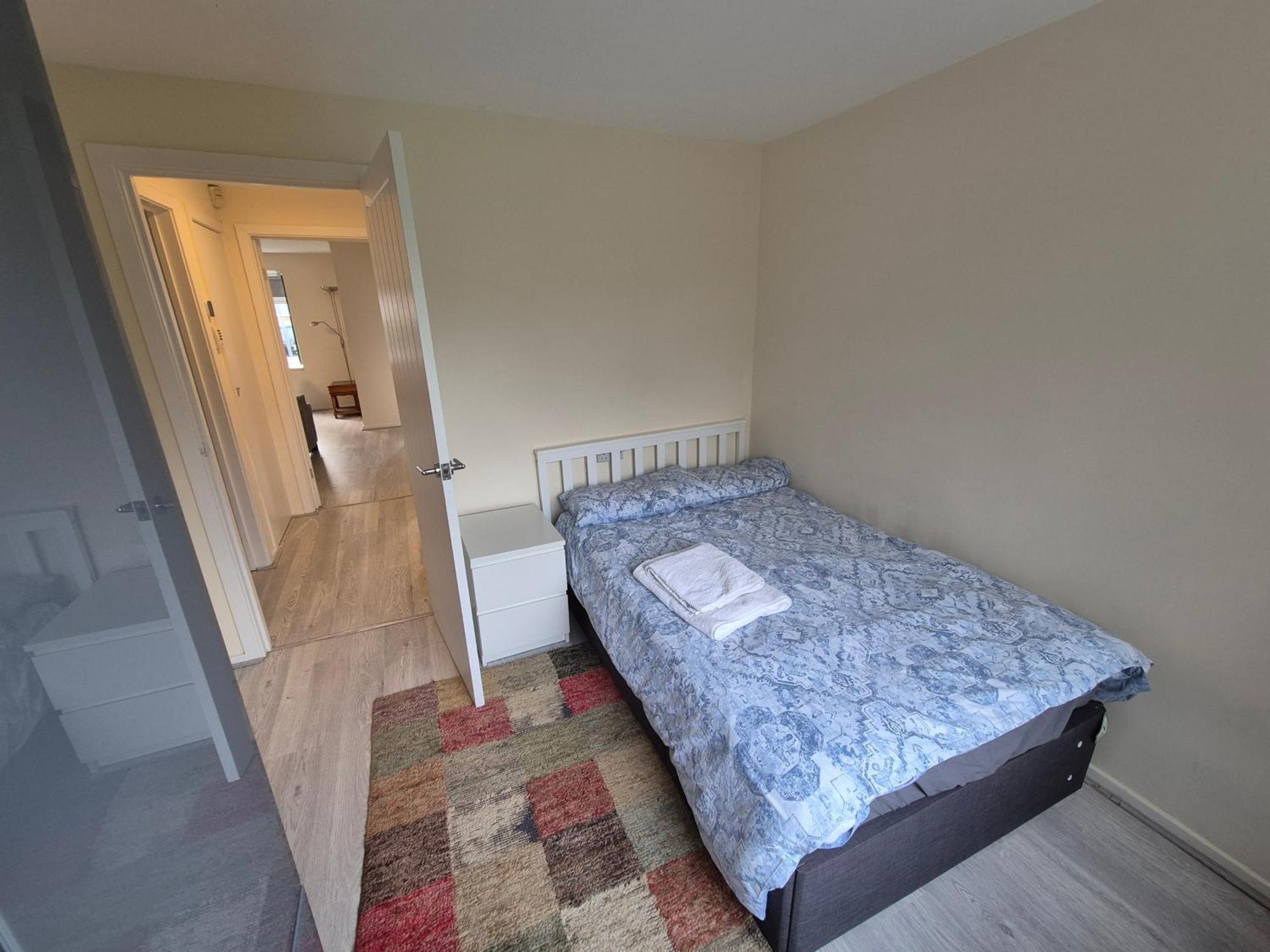 Lovely & Beautiful 2 Bed-Apartment In Borehamwood Eksteriør bilde