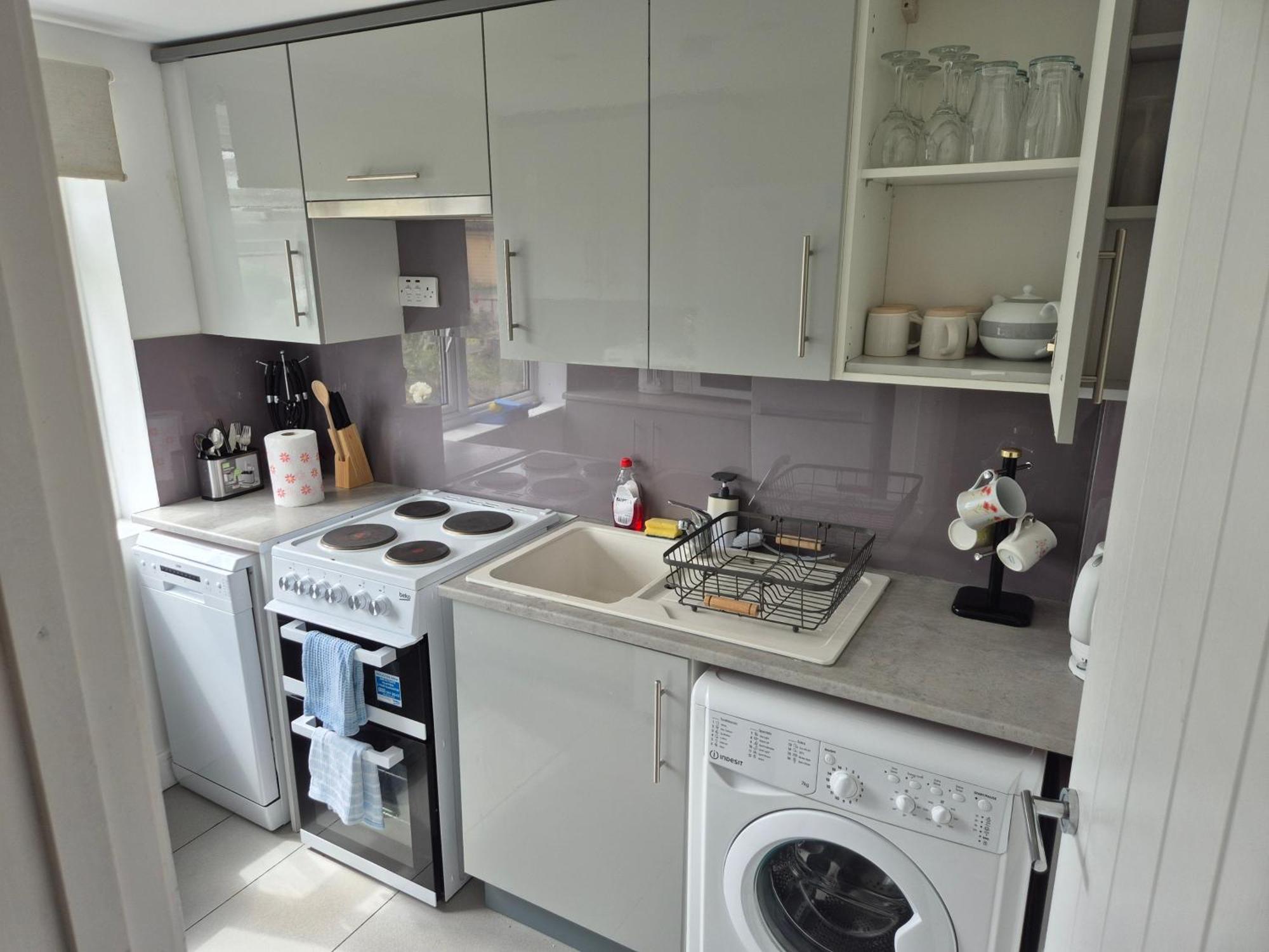 Lovely & Beautiful 2 Bed-Apartment In Borehamwood Eksteriør bilde